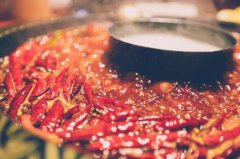 火锅店的火锅底料到底如何?为什么很多人吃了会拉肚子
